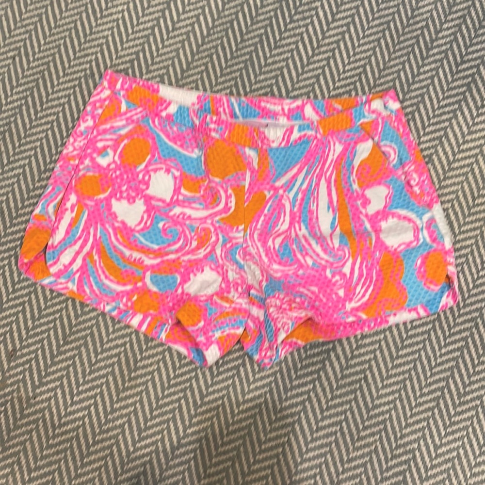 Lilly Pulitzer shorts. Size 2.